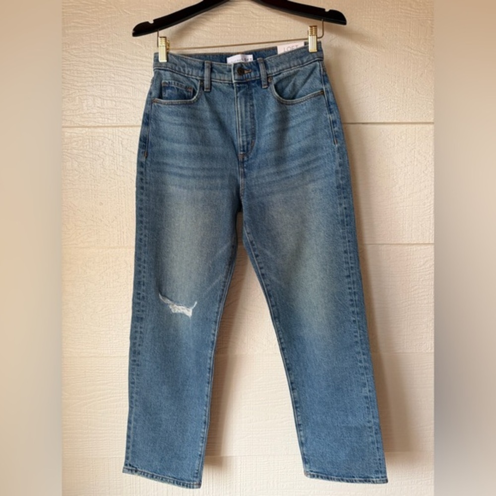 LOFT High Rise Straight Jeans Light Wash Size 0 NWT 28” Inseam